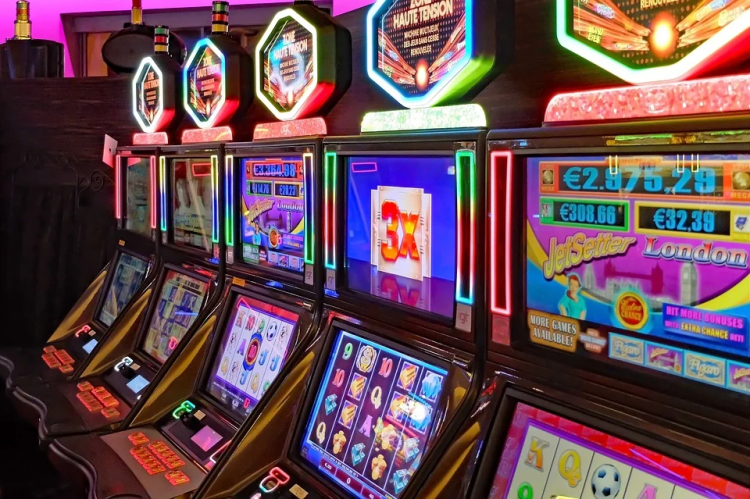 slot-machine-myths-vs-reality_1.png