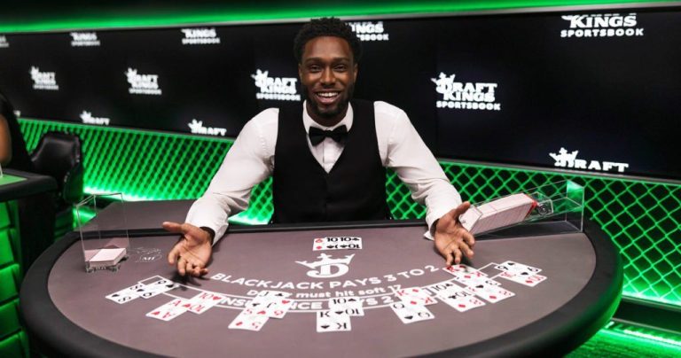 what-are-live-dealer-casinos-how-do-they-work_1.jpeg
